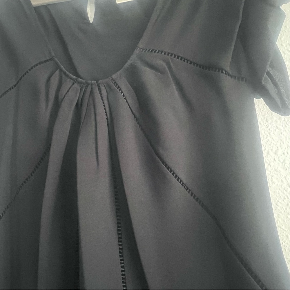 Diane Von Furstenberg %100 Silk Blouse‎ Top Size 6 - Picture 4 of 9